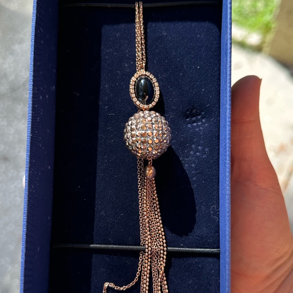 AUTHENTIC SWAN SIGNED SWAROVSKI VENETIE LONG TASSEL PENDANT NECKLACE 5019124
